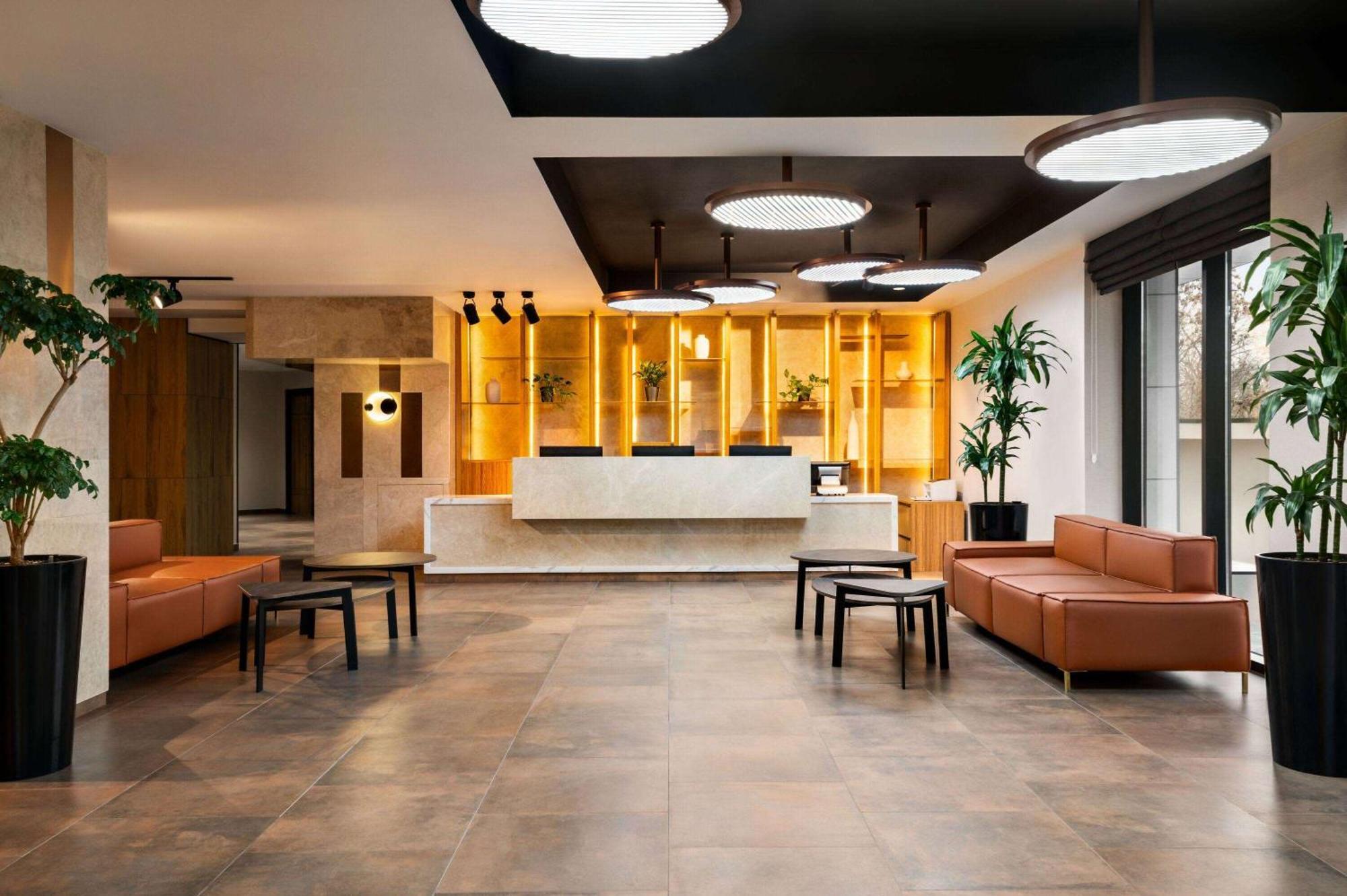 Ramada Encore By Wyndham Tashkent Exterior foto