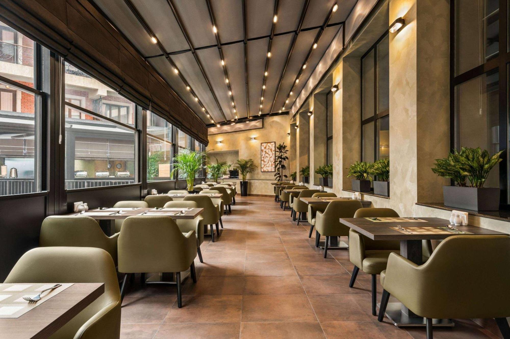 Ramada Encore By Wyndham Tashkent Exterior foto